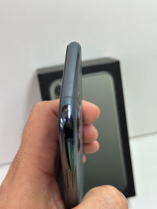 Продам Айфон 11 Pro 256г