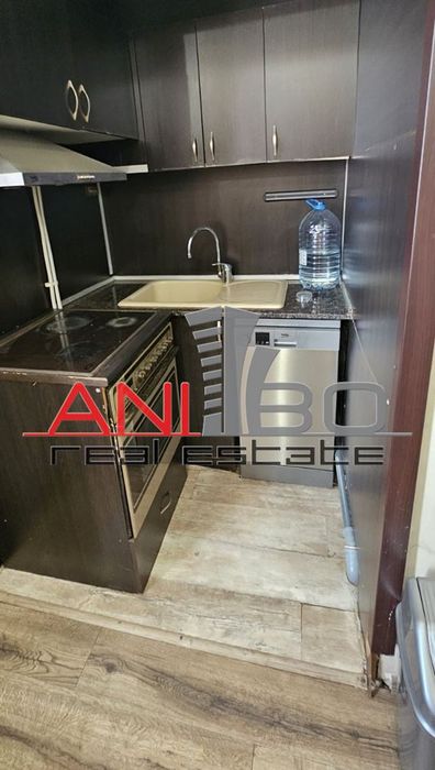 Продава се Двустаен апартамент в Перник, Център - 65 кв.м за 1847 €/кв.м - Снимка #6