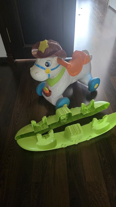 Лошадка качалка chicco