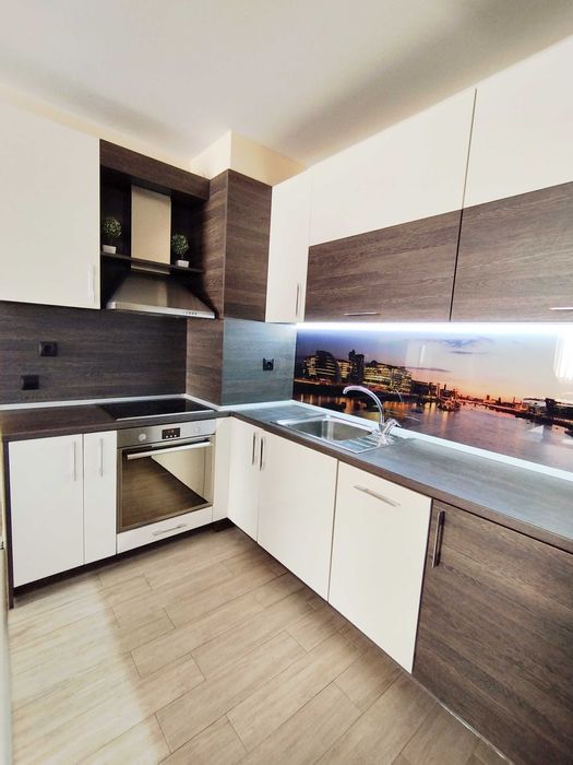 Дава се под наем Четиристаен апартамент в София, Бояна - 137 кв.м за 1300 € - Снимка #3