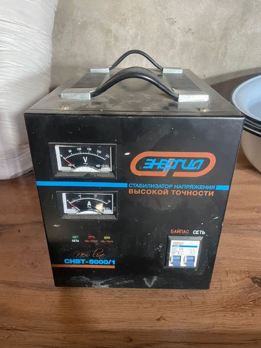 Стабилизатор напряжения