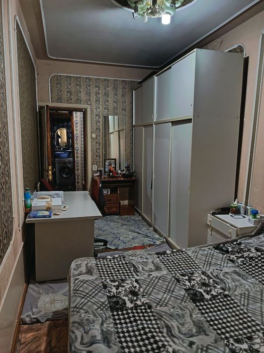 Чиланзар16. 3-х комнатная, балкон 3х1,5, 66m2,