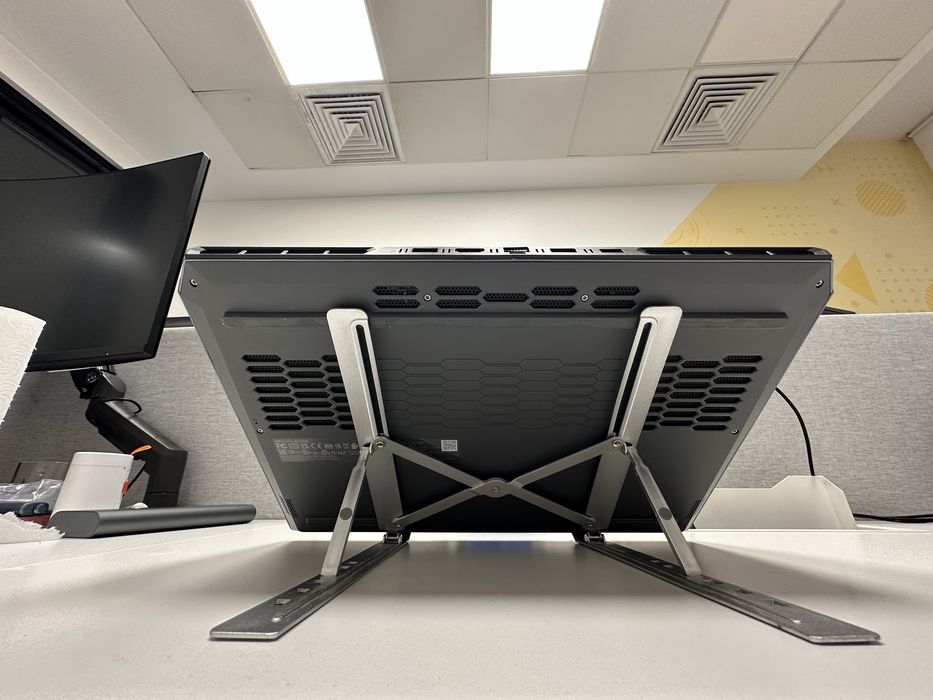 Lenovo LOQ 15ARP9