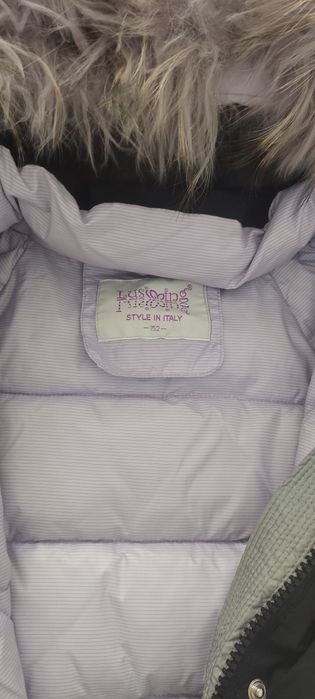 Продам Куртку зимнюю на девочку