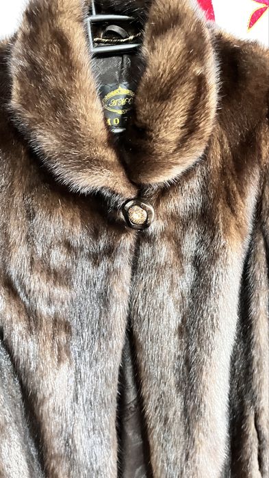 Шубы почти новый