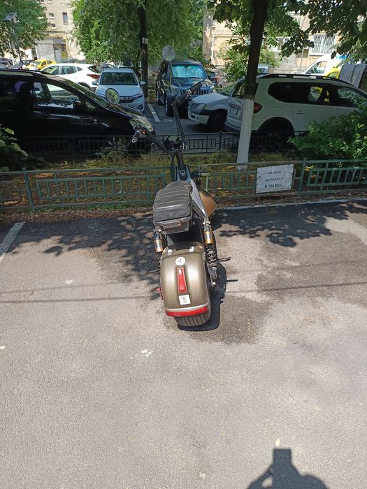 Vând sau schimb cu scuter electric