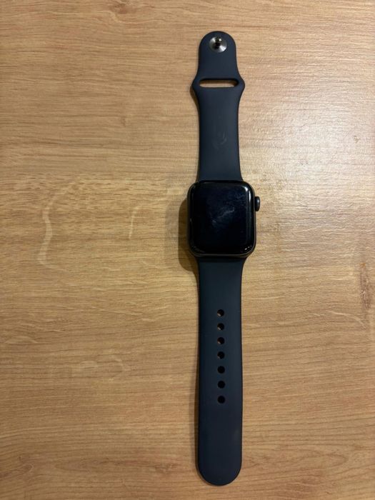 Iphone 13 pro impecabil si Apple watch SE