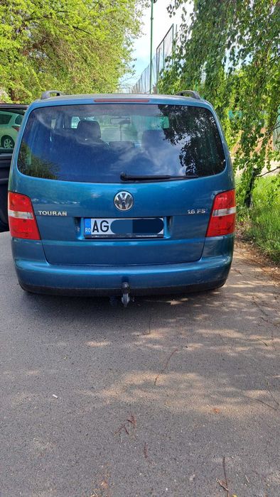 Vand Volkswagen Touran 1.6 FSI (115 CP) 2004