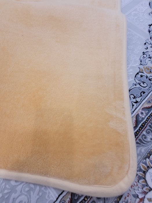 Продам коврик новый