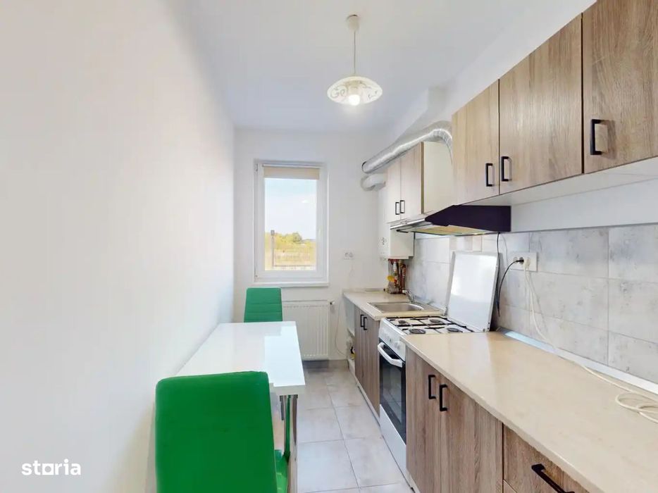 Apartament 2 camere de vanzare, mobilat si utilat, cu parcare privata
