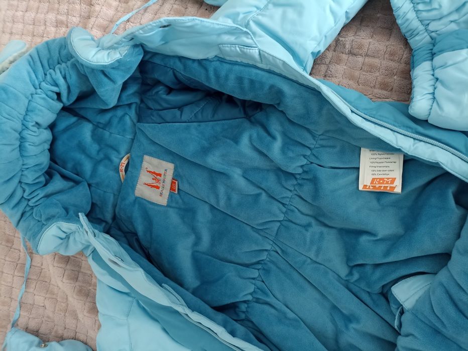 Продам детский зимний комбинезон