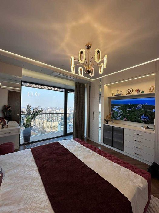 СРОЧНО ПРОДАЁТСЯ 3ком квартира ЖК "U-Tower" 118м2 вид на Ташкент сити