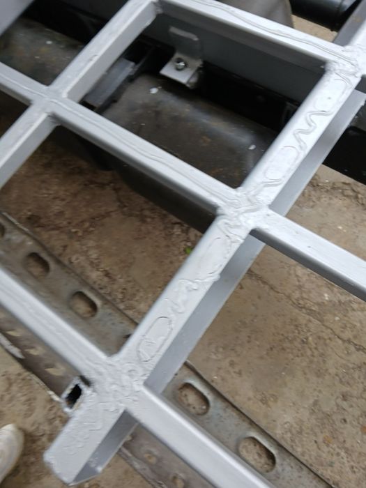 Ремонт на автовози  и платформи