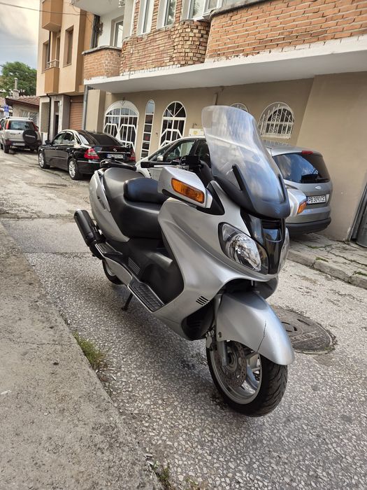 Suzuki burgman 650