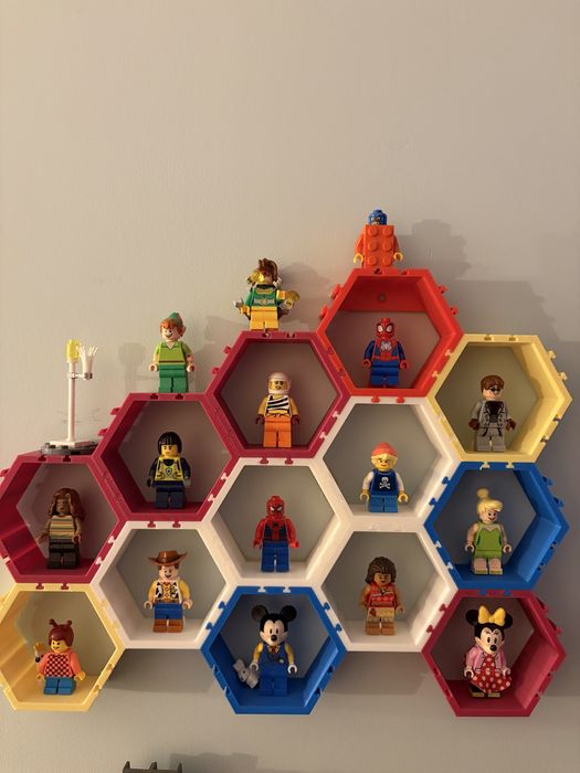 Кутийки за LEGO фигурки – закачане на стена / различни цветове