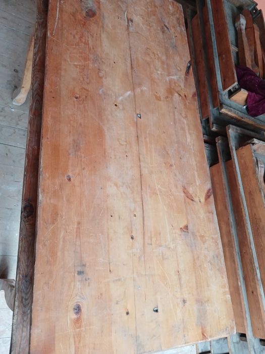 To‘y uchun stol stullar