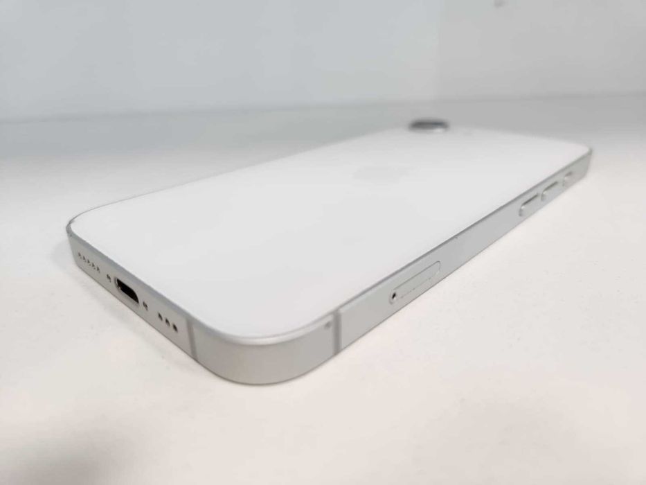 Telefon Apple Iphone 16E 128 Gb Baterie 100% (Ag8 Tudor/B74828) – Garantie 2 Ani!