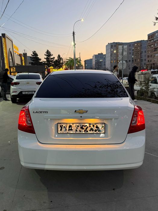 Chevrolet Gentra Mexanika Srochno sotiladi