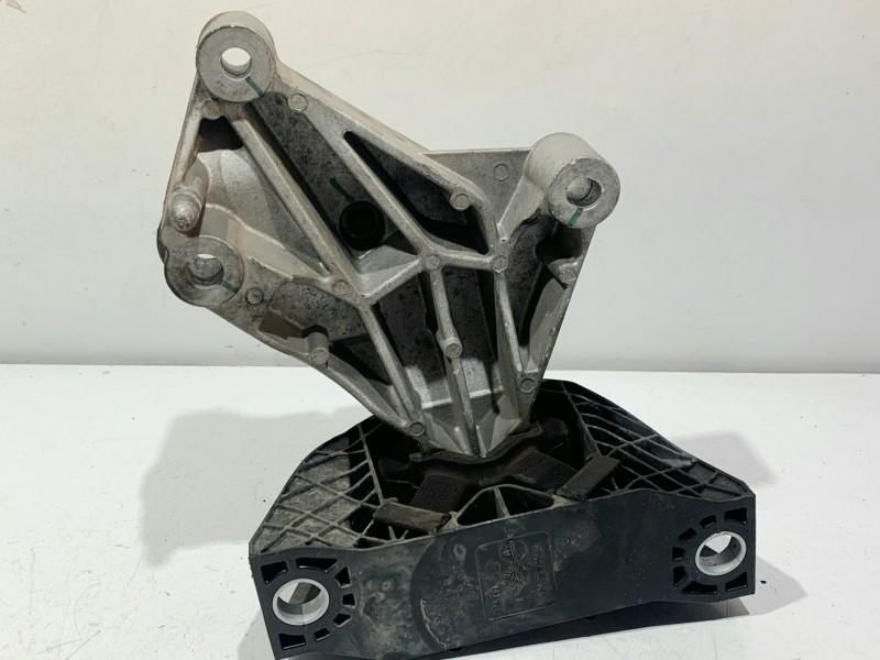 Suport motor cu tampon Dacia Logan 2 facelift 113752043R 1.2 benzina;