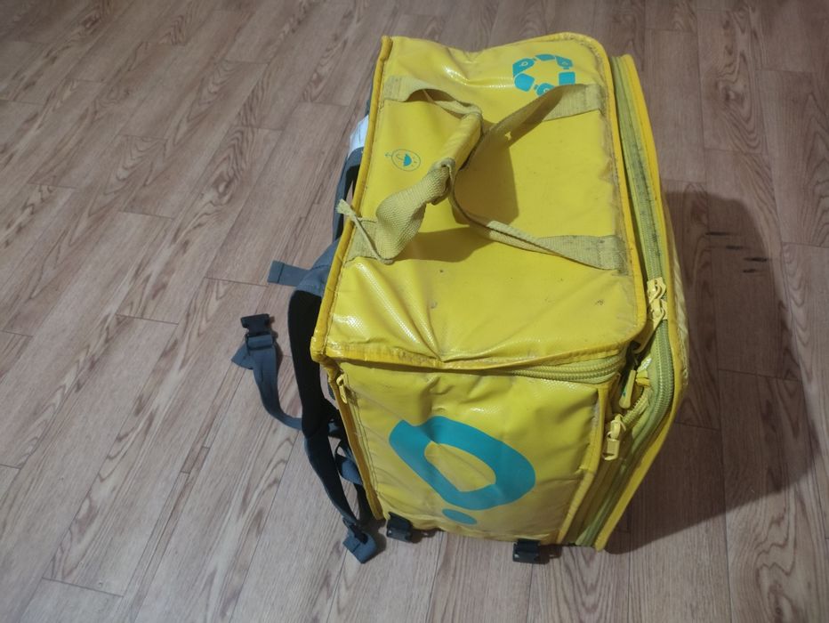 Glovo термокороб