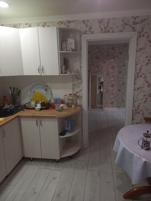 Срочно продам квартиру 2х ком .