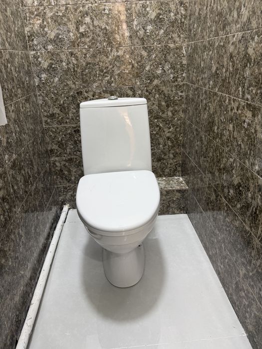 Продам унитазы,в хорошем состояний