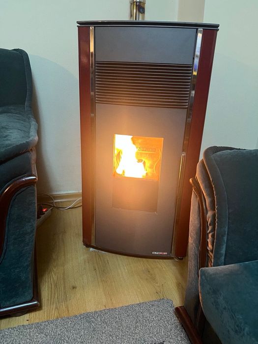 Камина на пелети НОВА - 920 евро
