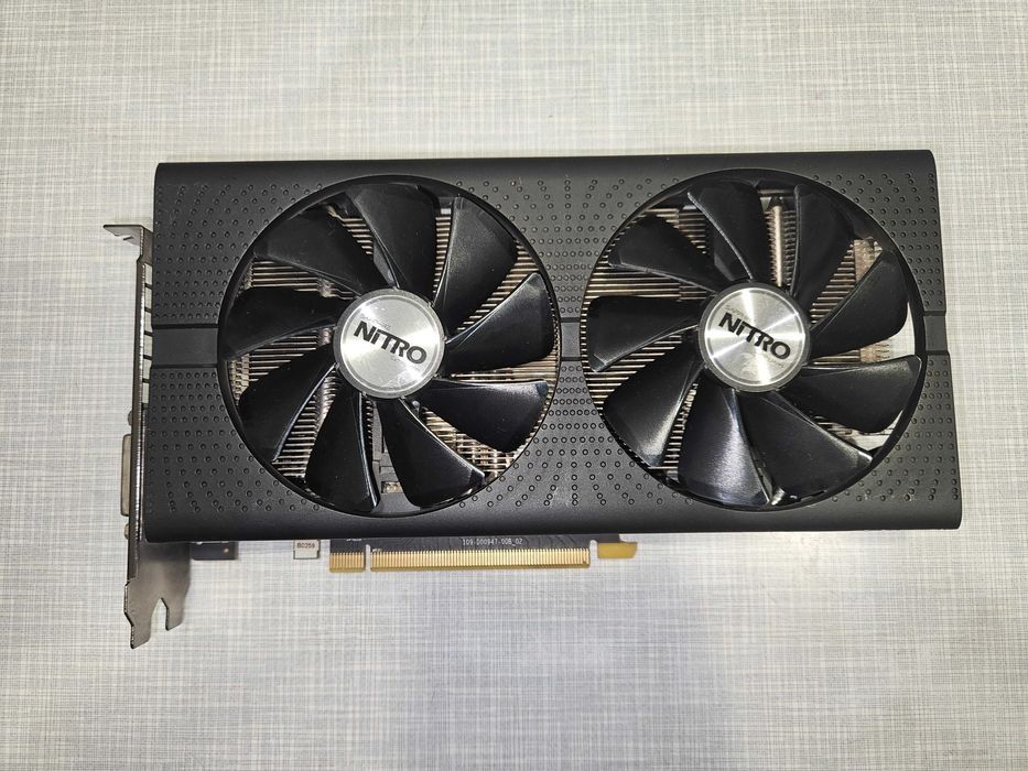 VAND placa video Rx 470 4gb DDR5 Gaming ( Impecabila .