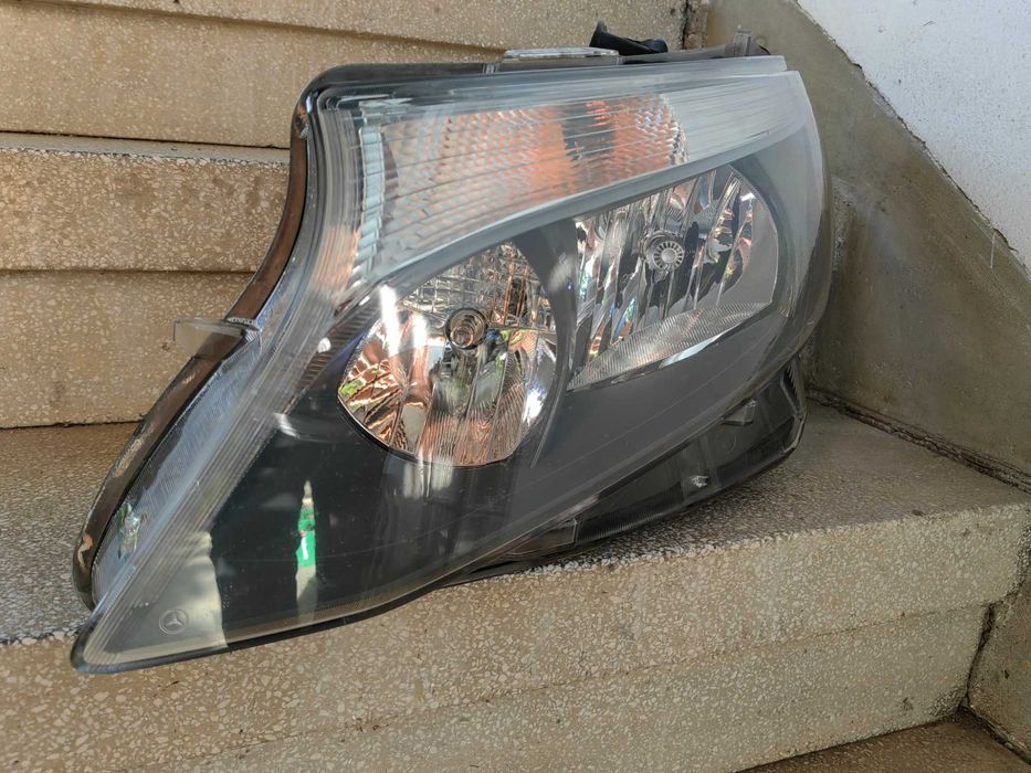 Фар Mercedes Vito W447 ляв/ Фар Мерцедес Вито W447 Оригинален