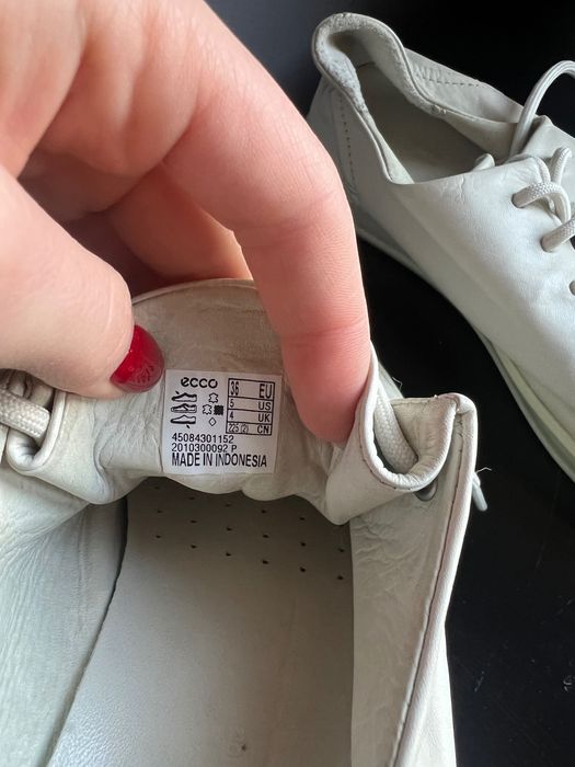 ECCO Womens Soft 8 Sneaker