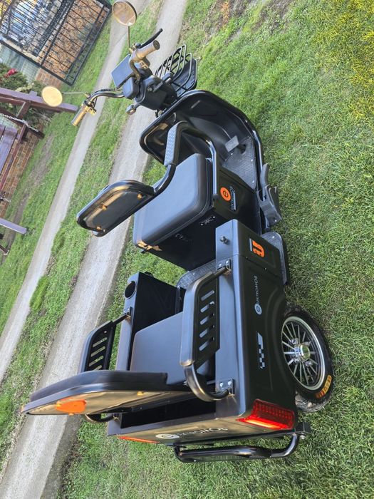 Triciclu electric