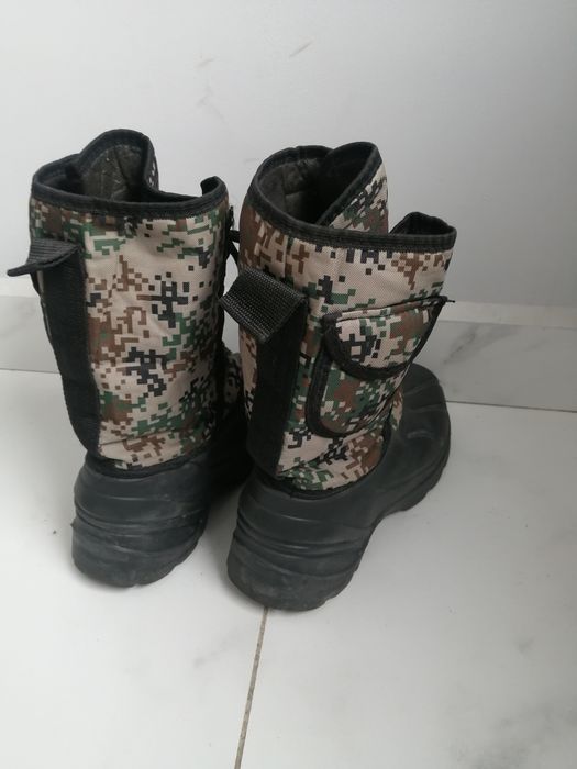 Продам сапоги Дутики.