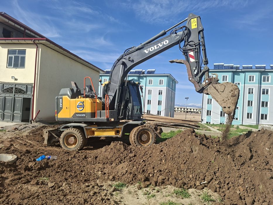 Ekskavator Volvo ew 140 e