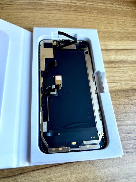 ОРИГИНАЛЕН дисплей за iPhone Xs MAX, свален от телефон, ПЕРФЕКТЕН!