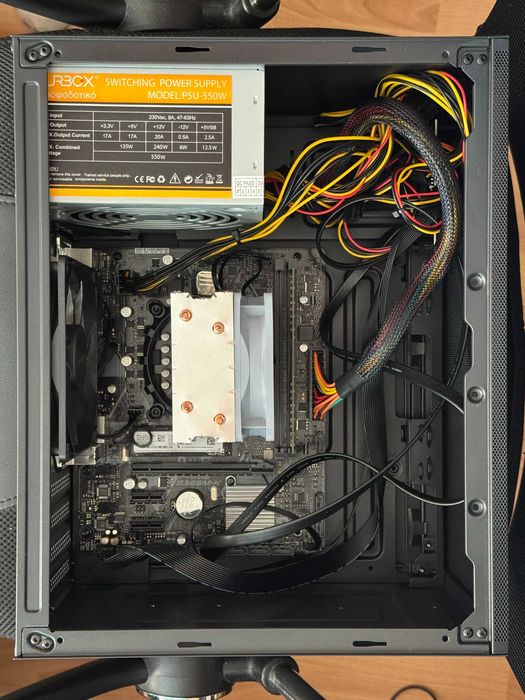Компютър i3-9100 16GB RAM 512GB SSD, перфектен