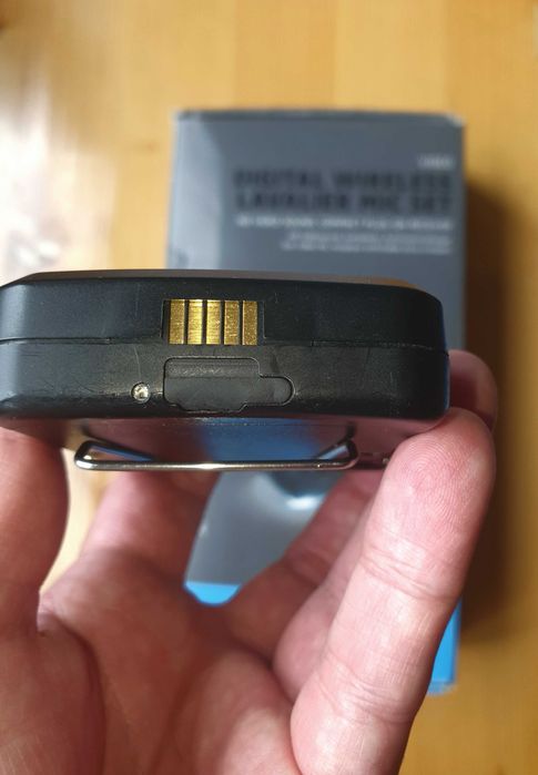 Sennheiser AVX Digital Wireless Set