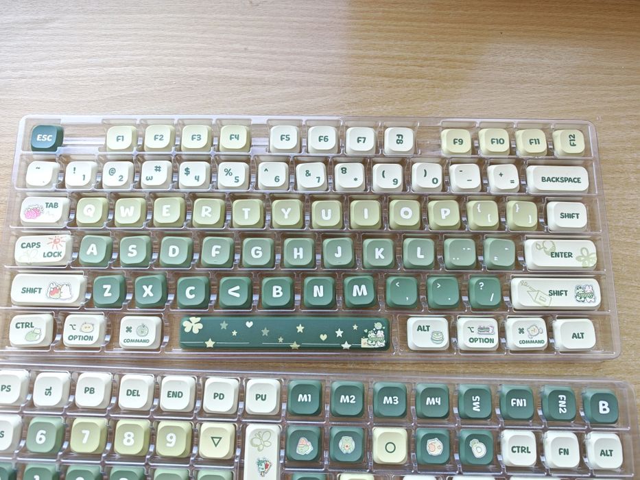 Колпачки, кейкапы для клавиатуры
