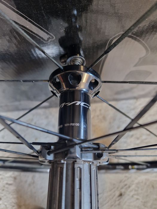 Roata Carbon DuraAce