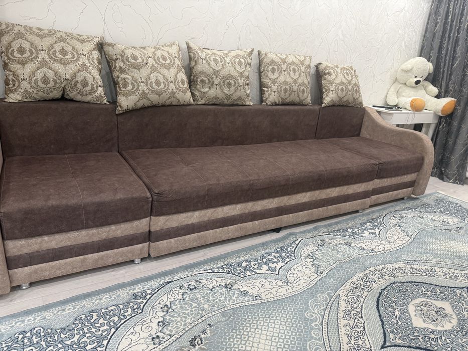 Продается диван……………………….