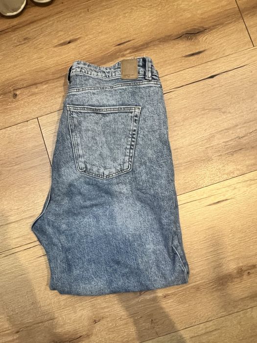 Дамски сет ( дънки, пола и рокля)