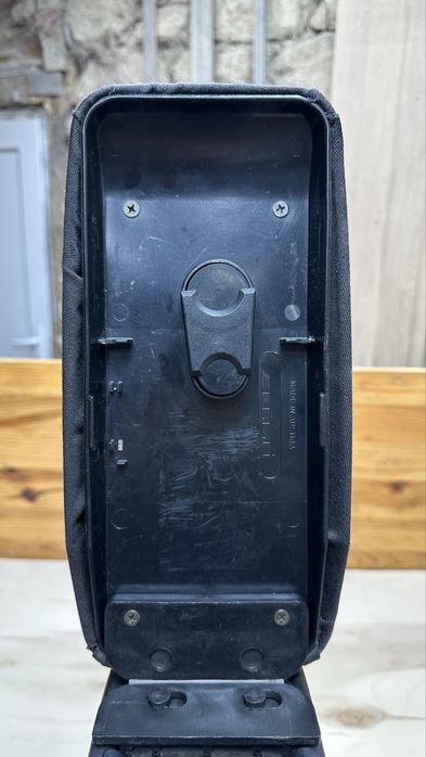 Подлакътник kamei за opel corsa b vw scoda  духалки audi a4 b6 ауди