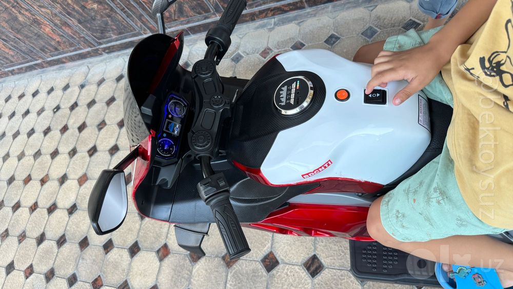 Детский мотоцикл Ducati V5 для детей 3-7 лет EVA колёса 24V до 30 кг