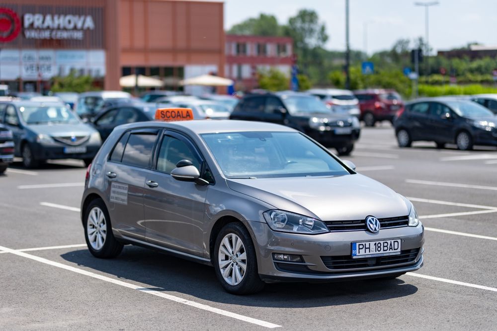 Reducere pentru elevi, studenți si pentru cine a mai condus!