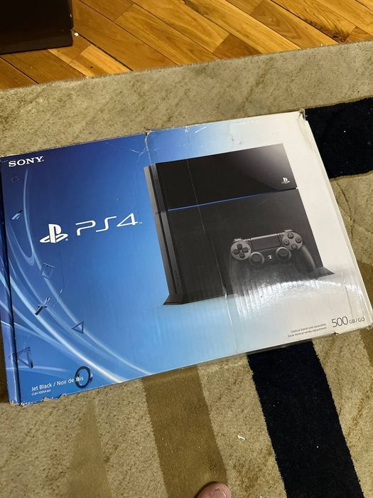 Приставка SONY PS4
