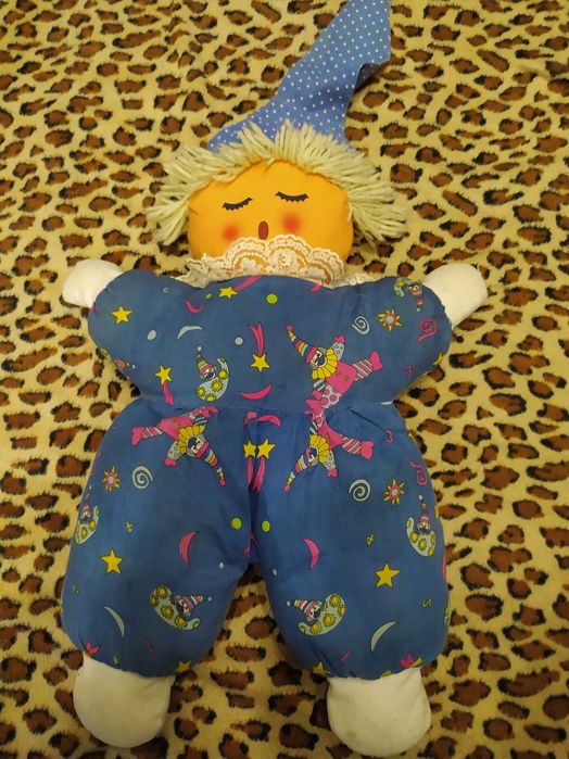 Голяма Винтидж кукла Simba toys от 99те години с две лица Schlafpuppe