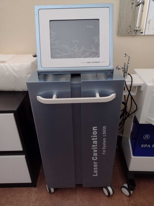 Козметична машина.Кавитация,Липолазер,RF,Вакум