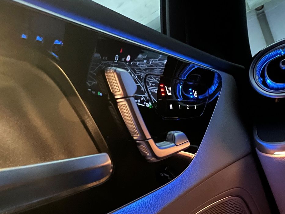 Mercedes-Benz C 300d 265PS 4MATIC-ca nou/ 2xMASAJ/ 4xCLIMA/ Sc. Memorii Ventilate/ TVA