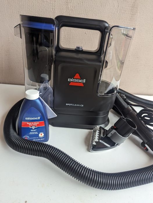 Aspirator nou cu spălare,  bissell