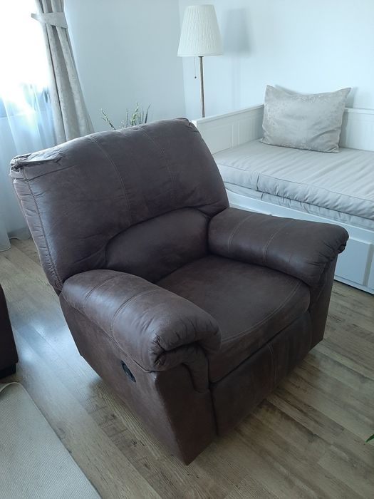 Canapele Mobexpert  : 3 locuri extensibila, 2 locuri, fotoliu recliner