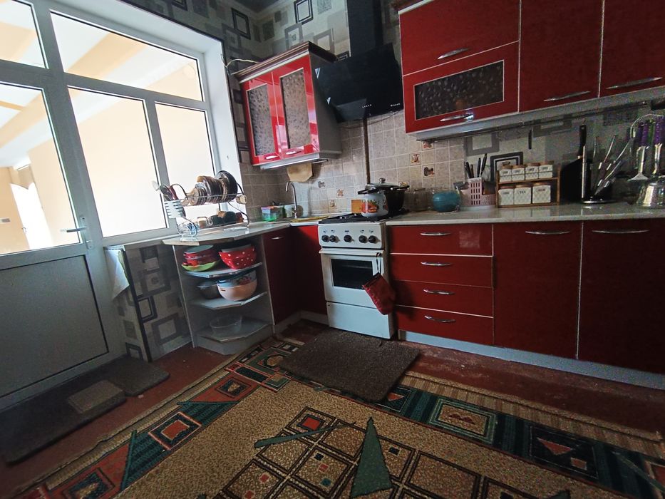 Ховли Уй сотилади